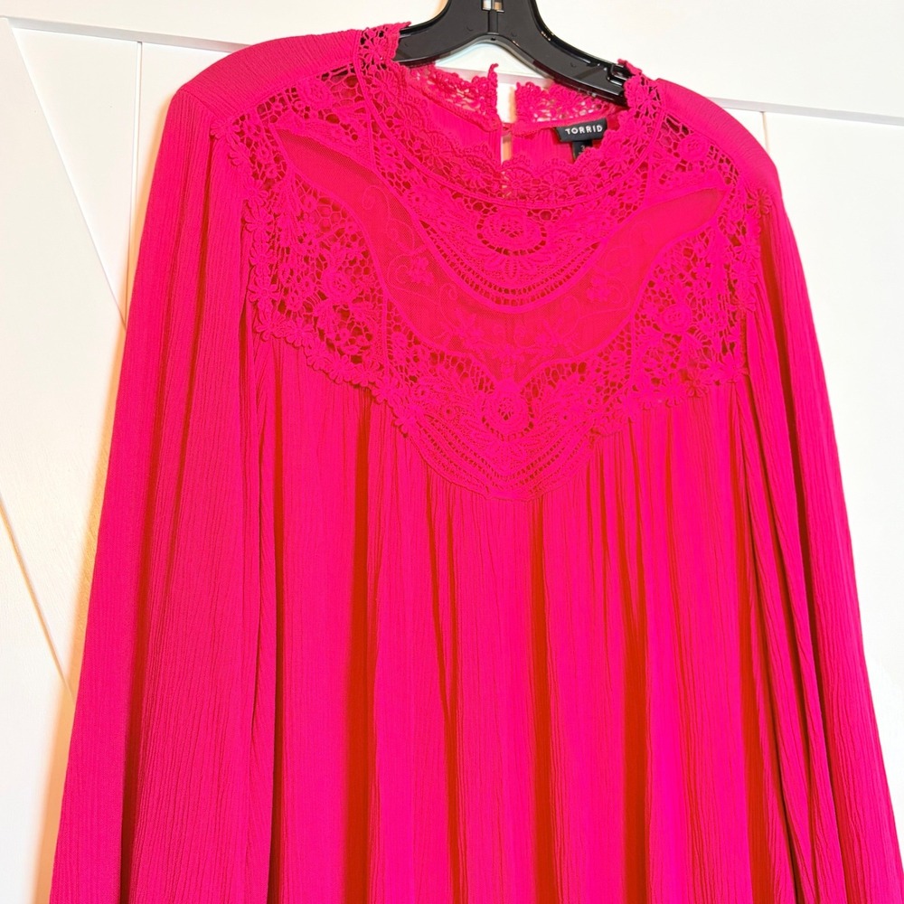 Torrid Size 3 Fuschia Rayon Crinkle Long Balloon Sleeve Boho Top Womens Blouse